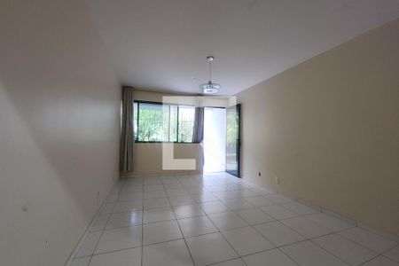 Sala de casa para alugar com 2 quartos, 150m² em Brotas, Salvador
