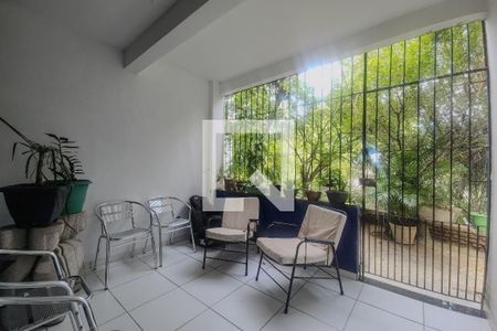Entrada de casa para alugar com 2 quartos, 150m² em Brotas, Salvador
