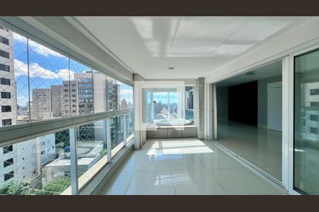 Sala de apartamento à venda com 4 quartos, 184m² em São Pedro, Belo Horizonte