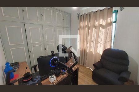 Casa à venda com 244m², 4 quartos e 2 vagasquarto 1