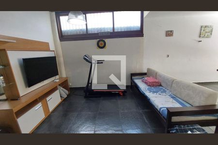 Casa à venda com 244m², 4 quartos e 2 vagassala 2