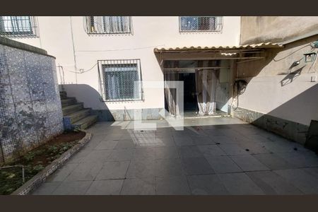 Casa à venda com 244m², 4 quartos e 2 vagasquintal