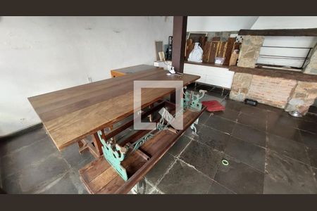 Casa à venda com 244m², 4 quartos e 2 vagasÁrea gourmet