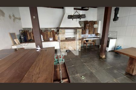 Casa à venda com 244m², 4 quartos e 2 vagasÁrea gourmet