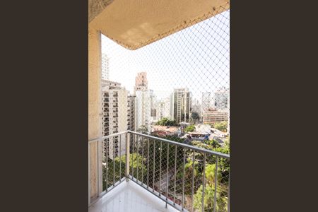 Sala varanda  de apartamento para alugar com 1 quarto, 50m² em Vila Olímpia, São Paulo