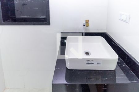 Banheiro de apartamento à venda com 1 quarto, 29m² em Vila Lucia, São Paulo