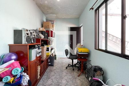 Casa à venda com 223m², 3 quartos e 3 vagasQuarto 