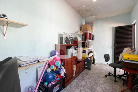 Casa à venda com 223m², 3 quartos e 3 vagasQuarto 