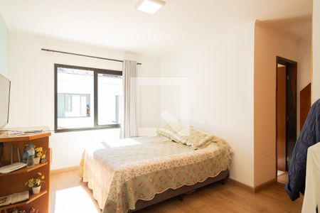 Casa à venda com 223m², 3 quartos e 3 vagasSuíte 