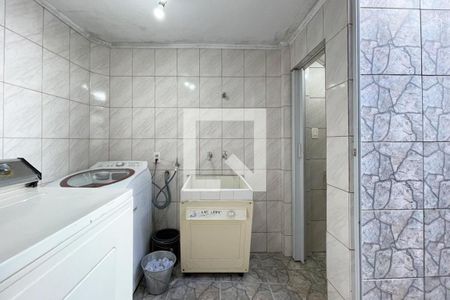 Casa à venda com 223m², 3 quartos e 3 vagasÁrea de Serviço