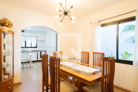 Casa à venda com 223m², 3 quartos e 3 vagasSala de Jantar