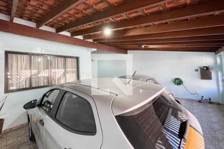 Casa à venda com 223m², 3 quartos e 3 vagasGaragem
