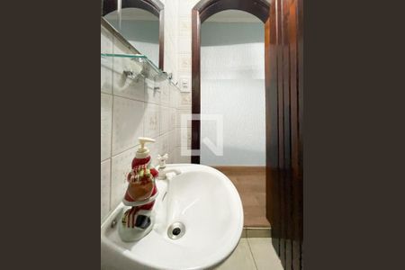 Casa à venda com 223m², 3 quartos e 3 vagasLavabo 