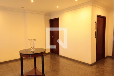 Hall de entrada de apartamento à venda com 4 quartos, 169m² em Indianópolis, São Paulo