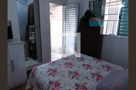 Casa à venda com 130m², 4 quartos e 2 vagasSuíte