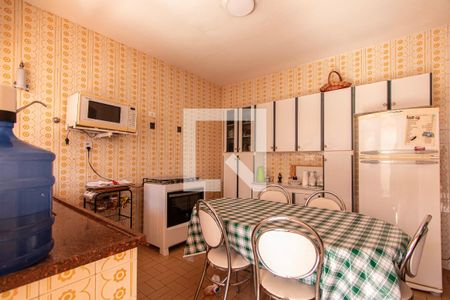 Casa para alugar com 236m², 3 quartos e 4 vagasCozinha