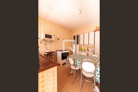 Casa para alugar com 236m², 3 quartos e 4 vagasCozinha