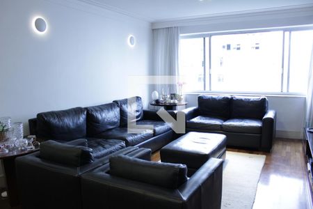 Sala de TV de apartamento à venda com 3 quartos, 130m² em Pinheiros, São Paulo