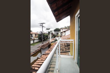 Casa de condomínio para alugar com 606m², 4 quartos e 2 vagasSuíte 4 - varanda 