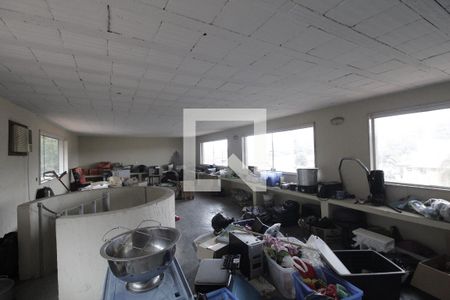 Casa de condomínio para alugar com 606m², 4 quartos e 2 vagasSótão 