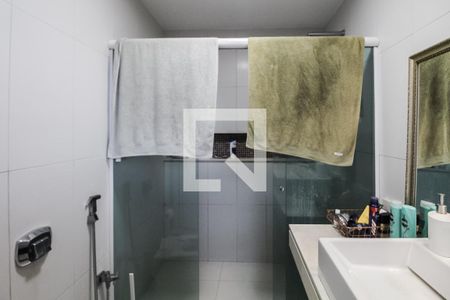 Casa de condomínio para alugar com 606m², 4 quartos e 2 vagasBanheiro da suíte 4