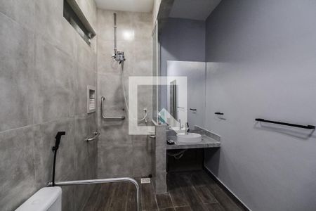 Casa de condomínio para alugar com 606m², 4 quartos e 2 vagasBanheiro Social