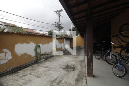 Casa de condomínio para alugar com 606m², 4 quartos e 2 vagasQuintal- frente