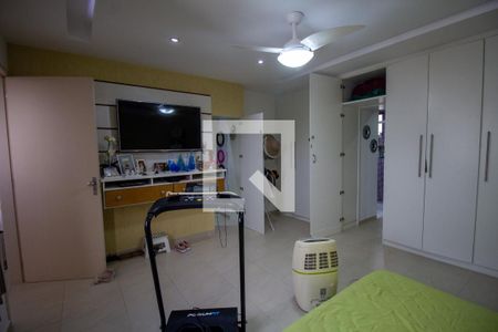 Apartamento à venda com 320m², 4 quartos e 2 vagasSuíte 2