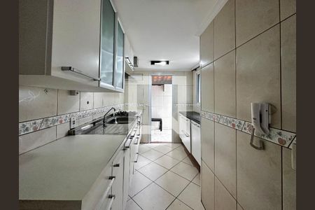 Casa de condomínio para alugar com 128m², 3 quartos e 2 vagasCozinha