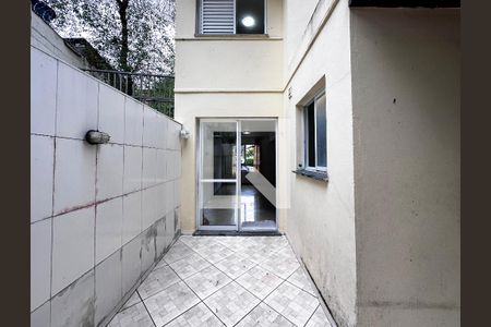 Casa de condomínio para alugar com 128m², 3 quartos e 2 vagasQuintal