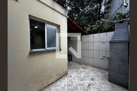 Casa de condomínio para alugar com 128m², 3 quartos e 2 vagasQuintal