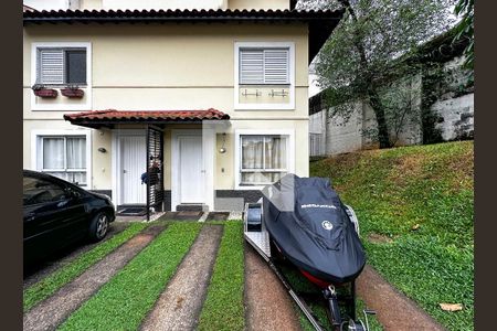 Casa de condomínio para alugar com 128m², 3 quartos e 2 vagasFachada Casa