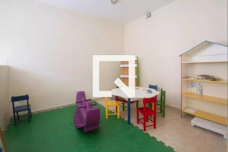 Casa de condomínio para alugar com 128m², 3 quartos e 2 vagasBrinquedoteca