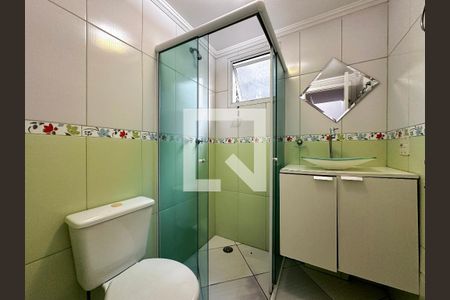 Casa de condomínio para alugar com 128m², 3 quartos e 2 vagasBanheiro Social