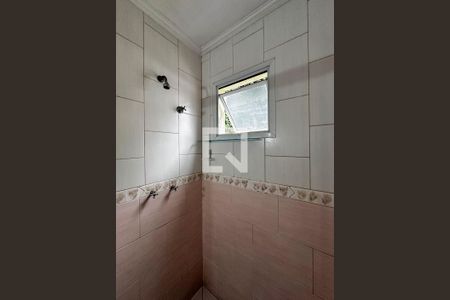 Casa de condomínio para alugar com 128m², 3 quartos e 2 vagasBanheiro Suíte