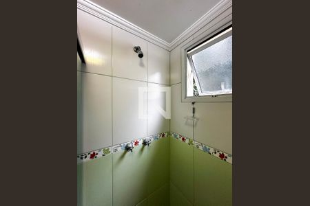 Casa de condomínio para alugar com 128m², 3 quartos e 2 vagasBanheiro Social