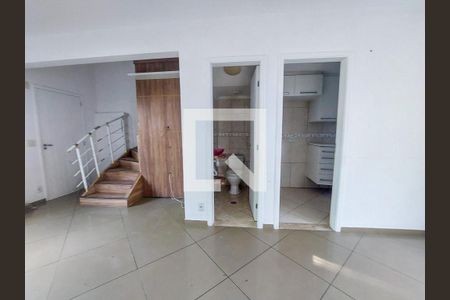 Sala de casa de condomínio à venda com 3 quartos, 128m² em Jardim São Luís, São Paulo