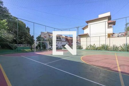 Casa de condomínio para alugar com 128m², 3 quartos e 2 vagasQuadra