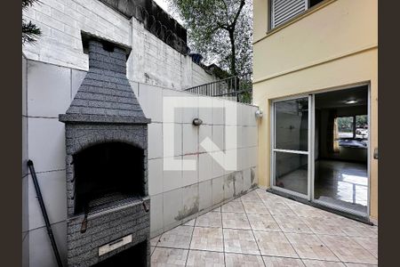 Casa de condomínio para alugar com 128m², 3 quartos e 2 vagasQuintal