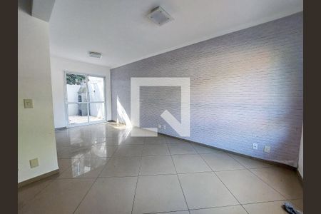 Sala de casa de condomínio à venda com 3 quartos, 128m² em Jardim São Luís, São Paulo