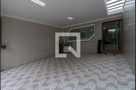 Casa à venda com 260m², 3 quartos e 2 vagasgaragem