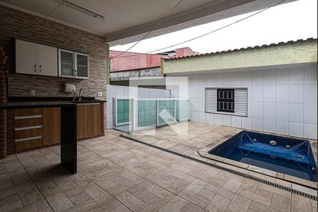 Casa à venda com 260m², 3 quartos e 2 vagasárea com piscina e churrasqueira