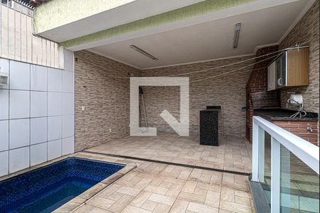 Casa à venda com 260m², 3 quartos e 2 vagasárea com piscina e churrasqueira