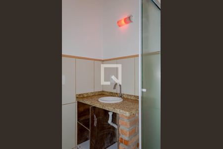 Suíte - Banheiro de casa de condomínio para alugar com 1 quarto, 50m² em Lagoa da Conceição, Florianópolis