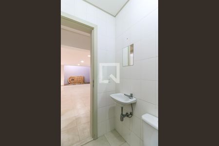 Casa à venda com 608m², 6 quartos e 6 vagasBanheiro de Serviço