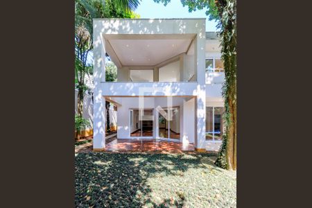 Casa à venda com 608m², 6 quartos e 6 vagasÁrea Externa/Piscina