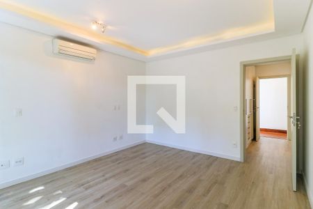 Casa à venda com 608m², 6 quartos e 6 vagasSuíte 1