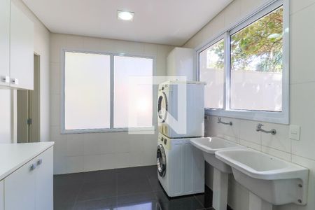 Casa à venda com 608m², 6 quartos e 6 vagasÁrea de Serviço