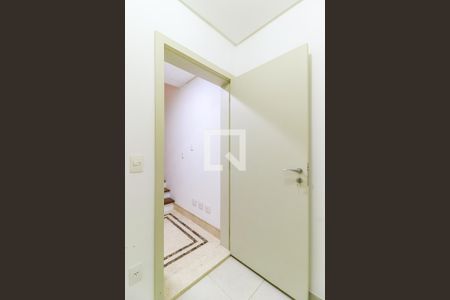 Casa à venda com 608m², 6 quartos e 6 vagasDepósito