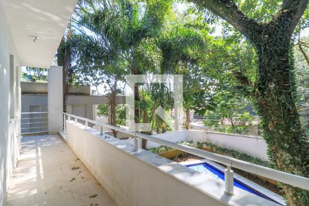 Casa à venda com 608m², 6 quartos e 6 vagasVaranda da Suíte 1